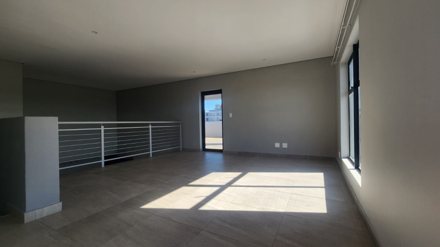 2 Bedroom Property for Sale in Langeberg Heights Western Cape